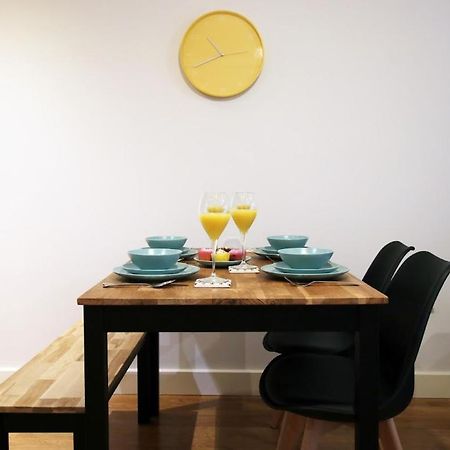 Hamilton Court 1Bedroom Apartment, Bright And Central Location With Balcony And Wi-Fi บริสตอล ภายนอก รูปภาพ