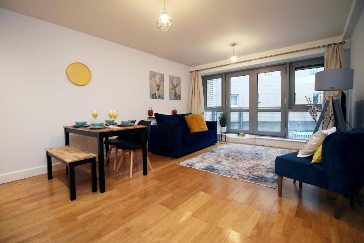 Hamilton Court 1Bedroom Apartment, Bright And Central Location With Balcony And Wi-Fi บริสตอล ภายนอก รูปภาพ