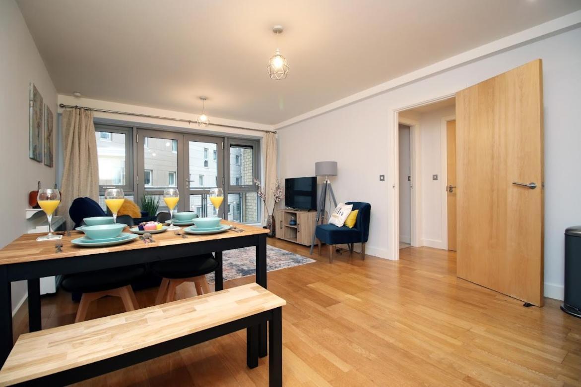 Hamilton Court 1Bedroom Apartment, Bright And Central Location With Balcony And Wi-Fi บริสตอล ภายนอก รูปภาพ